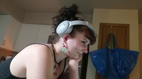 tinytitties online show from June 2026 02:05:01 AM