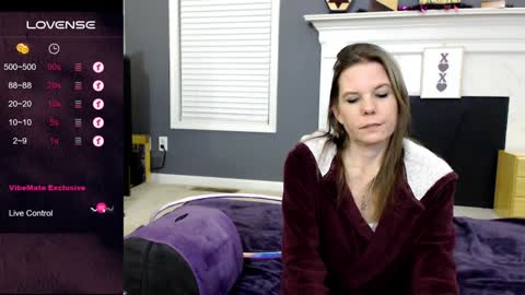 Snapshot of tinyvixxen chatting on January 2025 02:39:02 AM V - Read the bio please thanks. online show from January 2025 02:39:02 AM