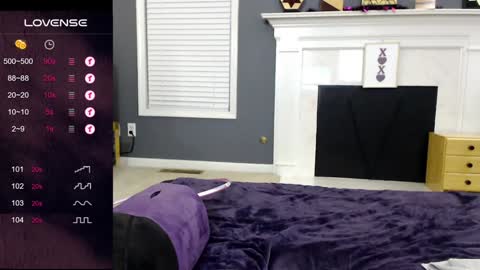 Snapshot of tinyvixxen chatting on January 2025 02:53:02 AM V - Read the bio please thanks. online show from January 2025 02:53:02 AM