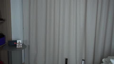 Snapshot of tinyxstar chatting on December 2025 07:42:01 PM Lili online show from December 2025 07:42:01 PM