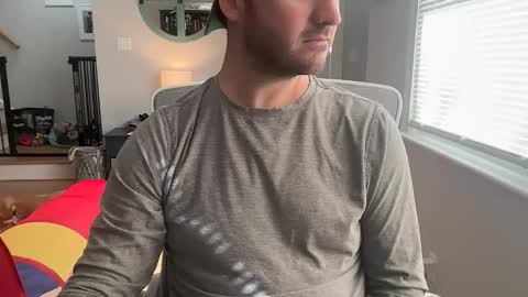 Snapshot of tiptop1088 chatting on April 2026 02:01:02 PM tiptop1088 online show from April 2026 02:01:02 PM