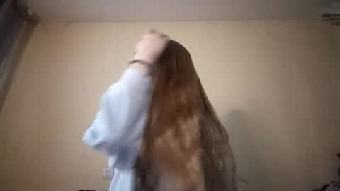 Hi Im Carry 18 years old online show from December 2025 06:44:01 AM