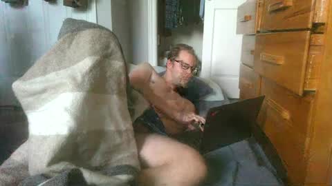 Snapshot of titlovercums chatting on June 2026 10:35:02 AM titlovercums online show from June 2026 10:35:02 AM