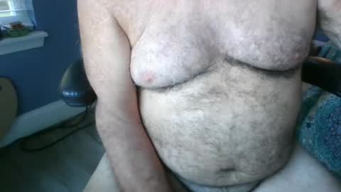 titman98 online show from October 2025 12:16:01 PM