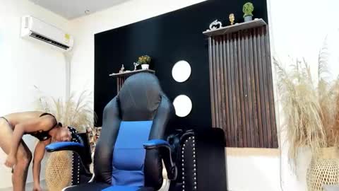 titobell10 online show from May 2026 12:21:02 PM