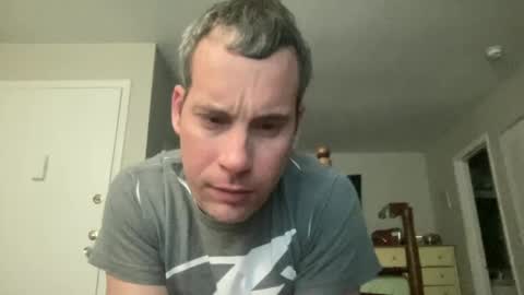 Snapshot of tleigh24 chatting on January 2025 01:28:01 AM tleigh24 online show from January 2025 01:28:01 AM