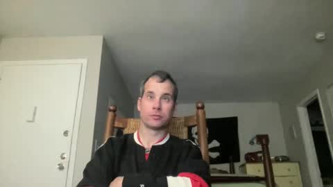 Snapshot of tleigh24 chatting on January 2025 12:25:01 AM tleigh24 online show from January 2025 12:25:01 AM