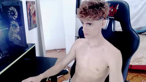 Snapshot of toadboys chatting on February 2026 04:02:01 AM David online show from February 2026 04:02:01 AM