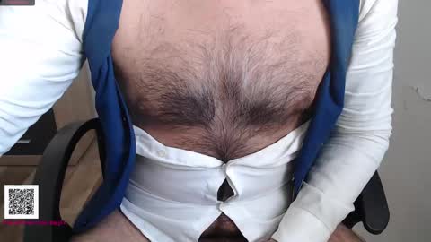 Leonel online show from November 2025 12:07:02 PM