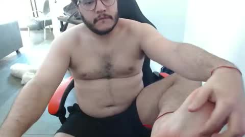 tobias_dimarte online show from October 2025 07:33:02 PM