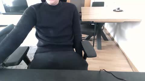 Snapshot of tobisk chatting on November 2025 07:32:01 AM tobisk online show from November 2025 07:32:01 AM