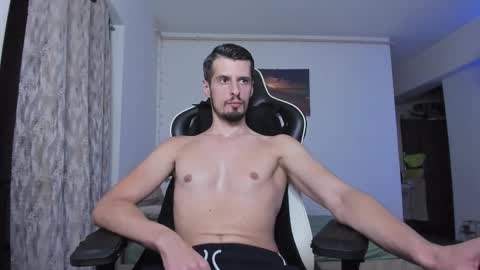 Snapshot of toddclaytonn chatting on September 2025 12:01:02 AM Todd online show from September 2025 12:01:02 AM