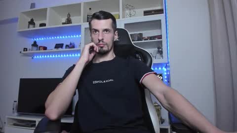 Todd online show from October 2025 09:48:01 PM