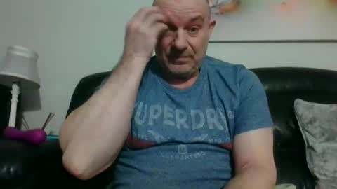 Snapshot of toerag69 chatting on December 2024 11:42:01 PM toerag69 online show from December 2024 11:42:01 PM