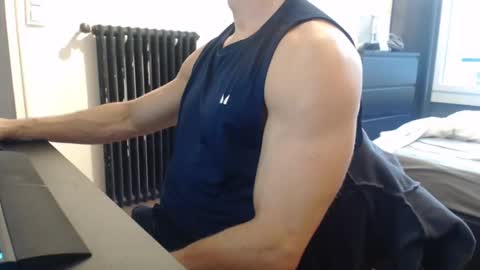 Snapshot of toiletforshit chatting on December 2024 04:14:02 PM toiletforshit online show from December 2024 04:14:02 PM