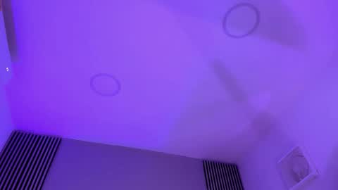 Snapshot of toji_lee chatting on November 2025 09:03:02 PM toji lee online show from November 2025 09:03:02 PM