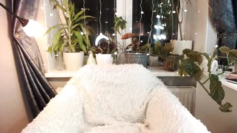 Snapshot of tokens_are_sexy chatting on February 2025 03:34:01 PM tokens_are_sexy online show from February 2025 03:34:01 PM