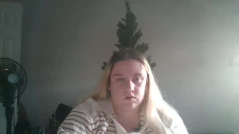 Snapshot of tokerqueen28 chatting on December 2025 10:58:01 PM tokerqueen28 online show from December 2025 10:58:01 PM