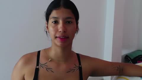 Adela y juan online show from December 2024 07:57:02 PM