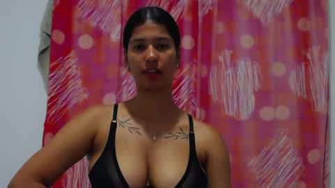 Adela y juan online show from December 2024 11:01:02 PM