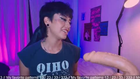 Snapshot of tokyo_blues chatting on March 2026 12:35:01 AM Halsey Sofii online show from March 2026 12:35:01 AM