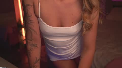 tokyo_n online show from February 2025 02:28:02 AM