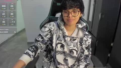 Snapshot of tokyo_uwu chatting on December 2024 06:03:02 AM sofi 3 online show from December 2024 06:03:02 AM