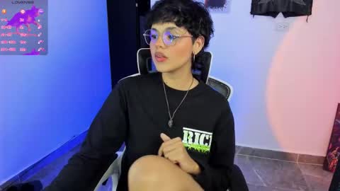 Snapshot of tokyo_uwu chatting on October 2025 06:03:02 AM sofi 3 online show from October 2025 06:03:02 AM