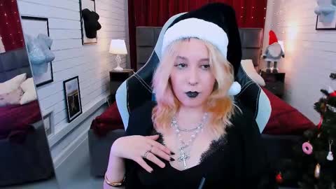 Snapshot of tollimoll chatting on December 2024 08:21:01 AM Tolli Moll online show from December 2024 08:21:01 AM