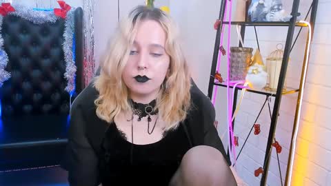 Snapshot of tollimoll chatting on January 2025 08:13:02 AM Tolli Moll online show from January 2025 08:13:02 AM