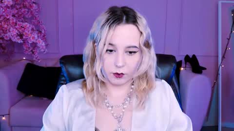 Snapshot of tollimoll chatting on January 2025 08:31:01 AM Tolli Moll online show from January 2025 08:31:01 AM