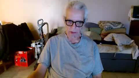 Snapshot of tom112292014 chatting on September 2025 01:46:01 PM tom112292014 online show from September 2025 01:46:01 PM