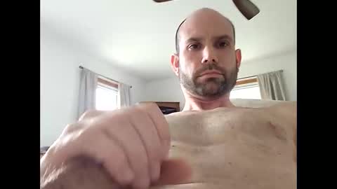 tom52701 online show from May 2026 07:34:02 PM