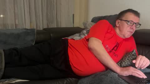 Snapshot of tom6644 chatting on February 2026 06:39:02 AM Tom online show from February 2026 06:39:02 AM