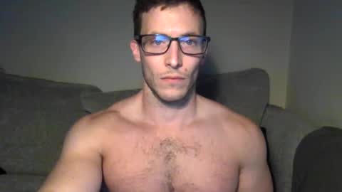 Snapshot of tom90ukx chatting on January 2025 03:33:01 PM tom90ukx online show from January 2025 03:33:01 PM