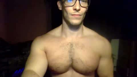 Snapshot of tom90ukx chatting on February 2026 05:42:01 PM tom90ukx online show from February 2026 05:42:01 PM