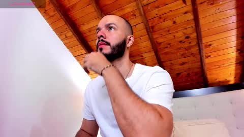   online show from November 2025 12:42:01 PM