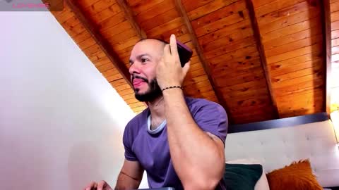   online show from December 2025 12:34:02 PM