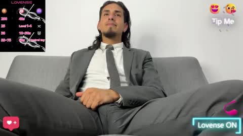 TOM online show from October 2025 04:52:01 AM