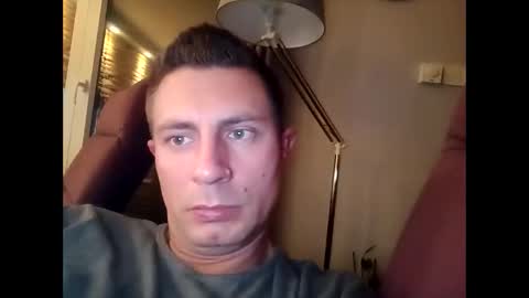 Snapshot of tom_horny84 chatting on December 2024 10:45:01 PM tom_horny84 online show from December 2024 10:45:01 PM