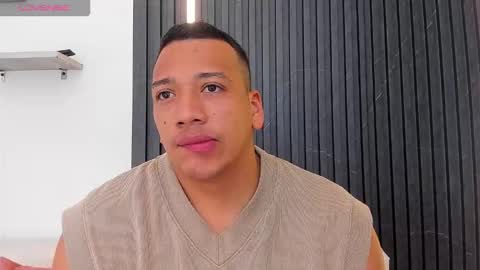 Tom muscle1 online show from September 2025 11:54:01 AM