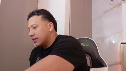 Tom muscle1 online show from March 2026 12:42:02 PM