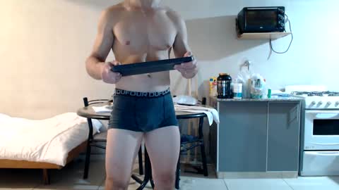 tom_show online show from January 2025 07:05:01 AM