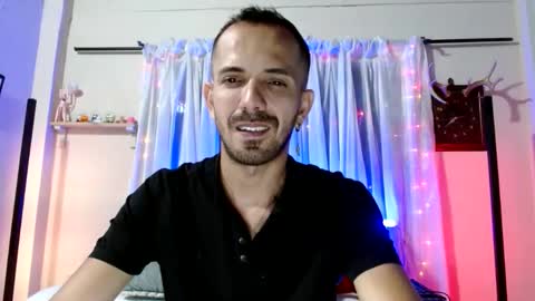 tomas gerauld. make me happy with 10000 tokens online show from December 2024 01:58:01 AM