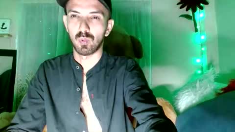 tomas gerauld. make me happy with 10000 tokens online show from April 2026 02:25:01 AM