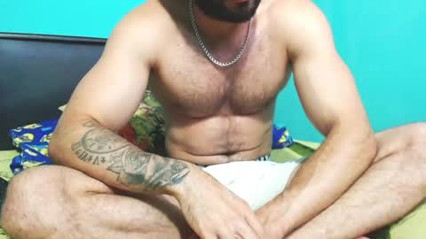 Snapshot of tomas_wolfk chatting on January 2025 02:18:01 PM Andres. online show from January 2025 02:18:01 PM