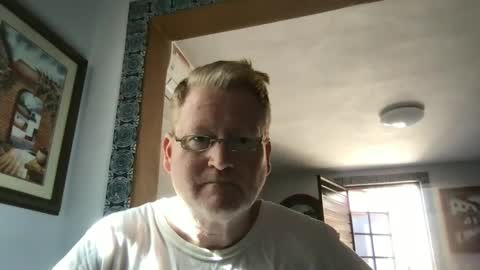 Snapshot of tomascausa chatting on December 2024 09:01:01 PM Hola online show from December 2024 09:01:01 PM