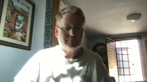 Snapshot of tomascausa chatting on December 2024 08:49:02 PM Hola online show from December 2024 08:49:02 PM