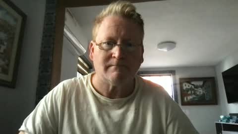 Snapshot of tomascausa chatting on January 2025 05:12:02 PM Hola online show from January 2025 05:12:02 PM