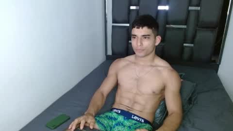tomaz_18 online show from April 2026 03:31:02 PM